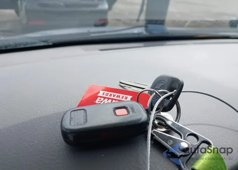 2004 Toyota Corolla Ce/Le/S from USA, damaged, VIN 1NXBR32E84Z233949